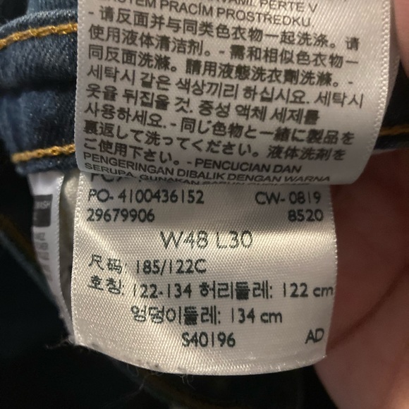 MENS LEVI. - Picture 2 of 2